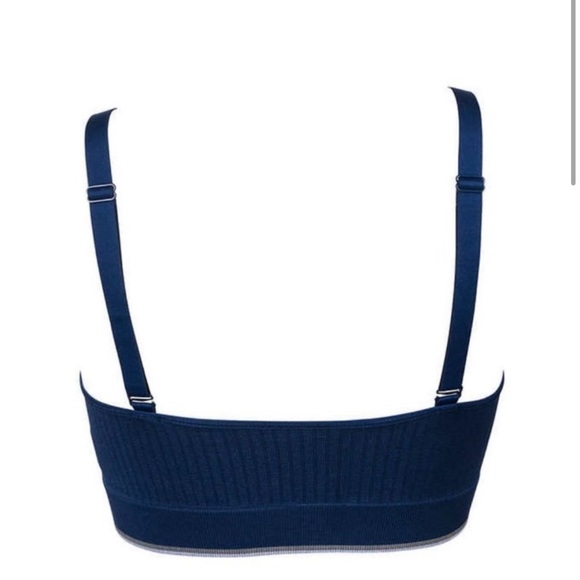 Calvin Klein Seamless Ribbed Lightly Lined Bralette - Picture 3 of 6